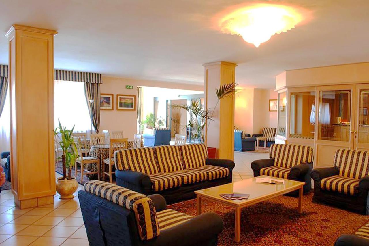 Toscana Wellness Resort أرشيدوسو المظهر الخارجي الصورة
